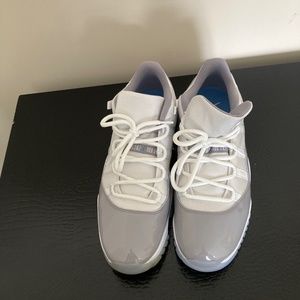 Retro Jordan 11 low top